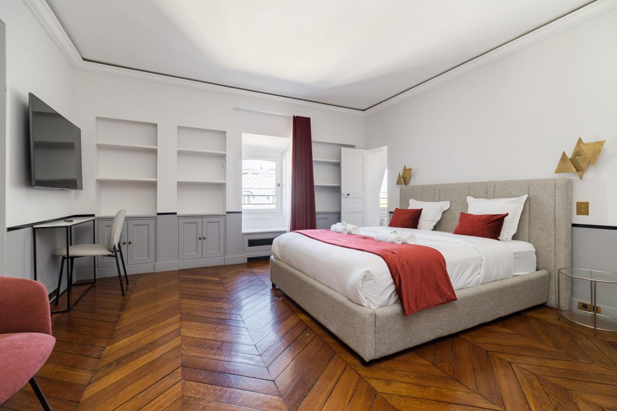 Apartment Luxury - Avenue Montaigne